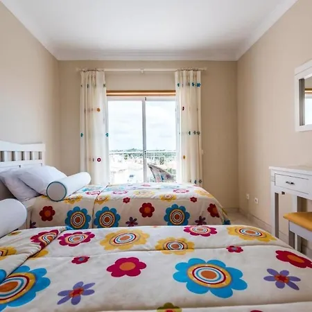 2 Bedroom Floor Apartment, Oasis Parque, Near Alvor At01 Apartamento